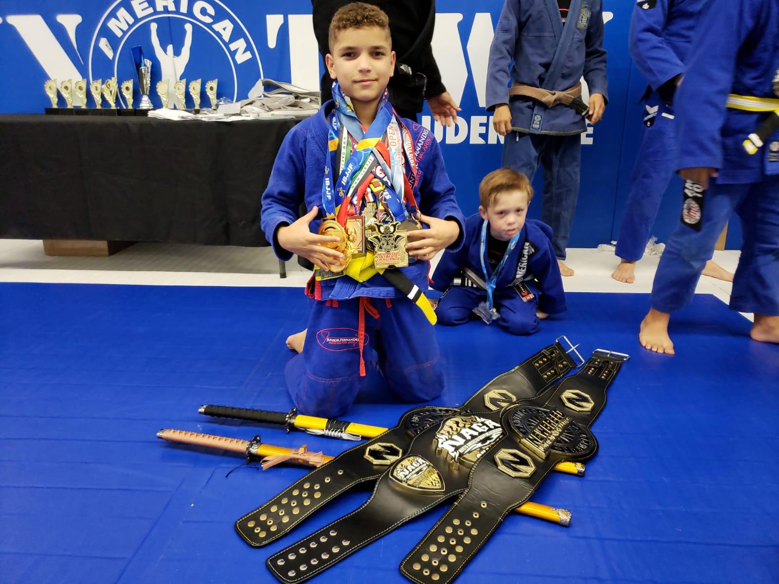 Aos 10 anos, Jorjão acumula medalhas de ouro no Jiu-Jitsu