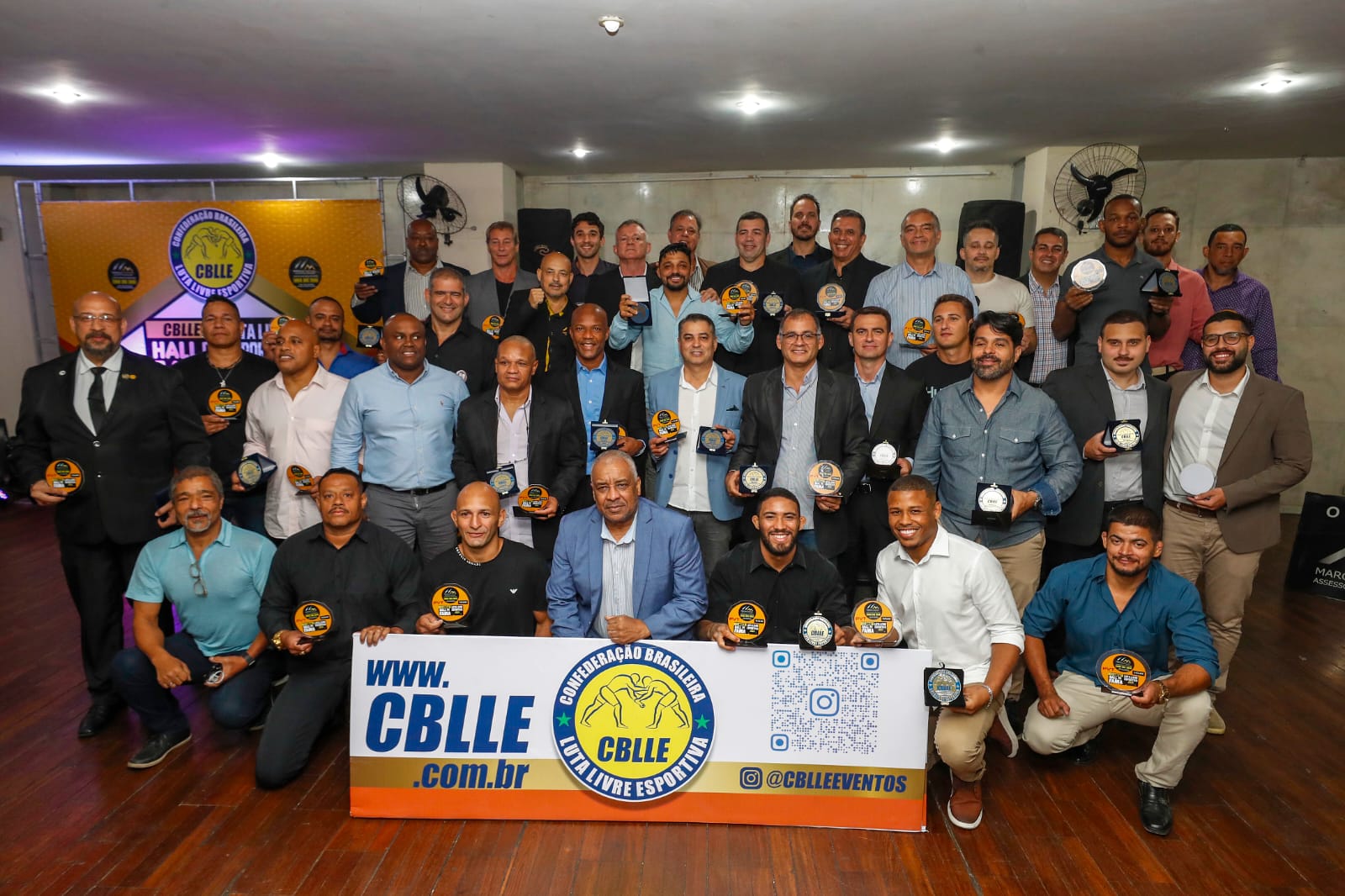 Em noite de gala, Luta Livre Esportiva leva grandes nomes para Hall da Fama  da CBLLE - Portal do Vale Tudo