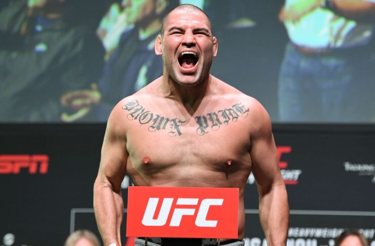 Cain Velasquez deixa a prisão após 10 meses cain velasquez