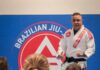Brasileiro desafia modelo tradicional e vira referência no ensino do jiu-jítsu
