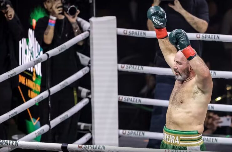 Glover vence Shogun no Spaten Fight Night 3 Glover venceu Shogun no Spaten Fight Night