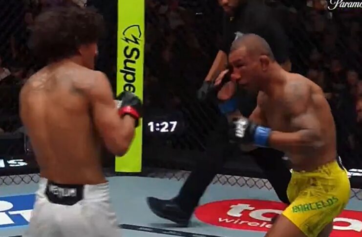 UFC: Raul Rosas vence Raoni,que deixa octógono de maca, Tina Black é campeã do TUF; veja os resultados Raoni Barcelos UFC